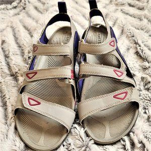 NEW Merrell Sandals Women 7 Grey Purple Magenta Vibram soles